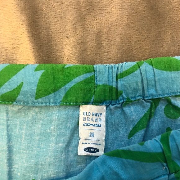 Old Navy Pajama Shorts - Picture 2 of 2